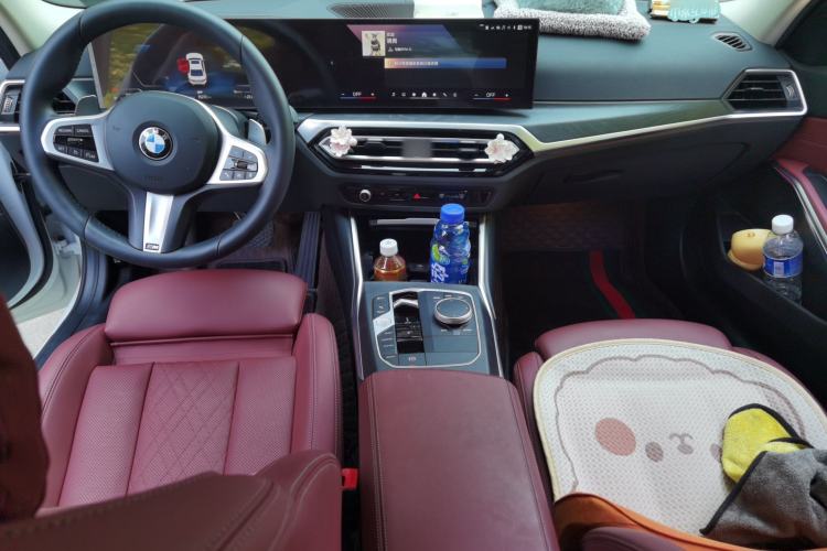 Used BMW 3 Series 2024 325i M Sport Package Interior 3