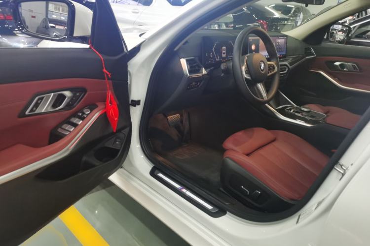 Used BMW 3 Series 2024 325Li M Sport Package Interior 3