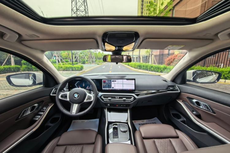 Used BMW 3 Series 2024 320i M Sport Package Interior 3