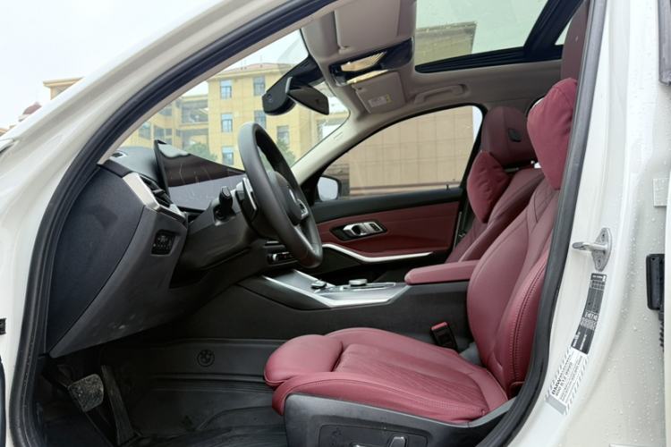 Used BMW 3 Series 2024 325Li M Sport Night Edition Package Interior 4