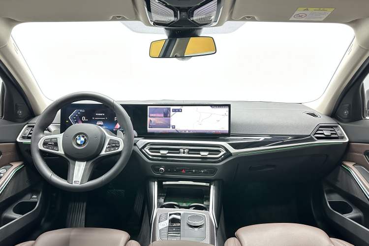 Used BMW 3 Series 2024 325Li M Sport Night Edition Package Interior 4