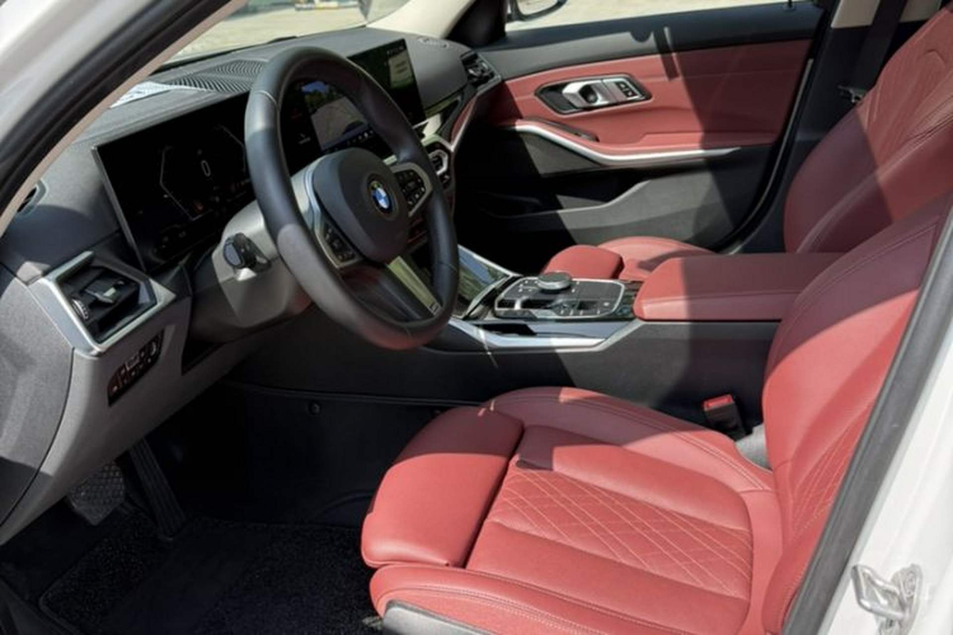 Used BMW 3 Series 2024 320Li M Sport Package Interior 4