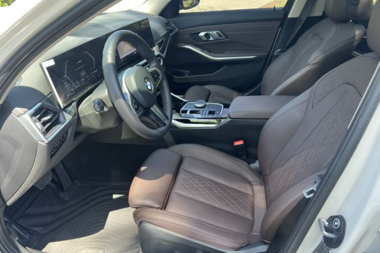 Used BMW 3 Series 2024 320Li M Sport Package Interior 4