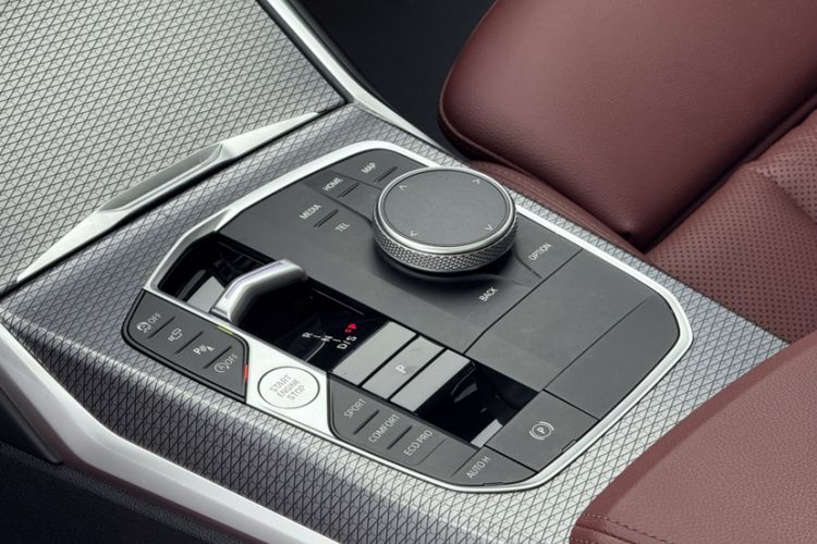 Used BMW 3 Series 2024 325i M Sport Night Edition Package Interior 4