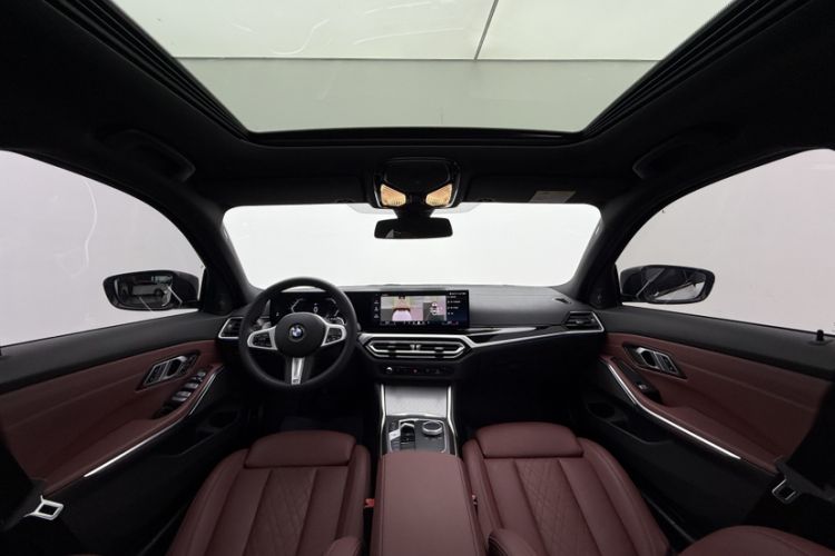 Used BMW 3 Series 2024 325i M Sport Night Edition Package Interior 5