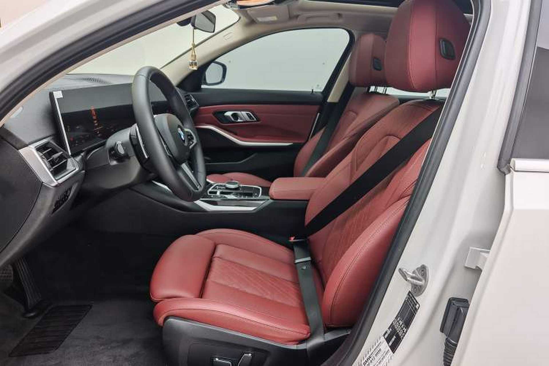 Used BMW 3 Series 2024 325Li M Sport Package Interior 6