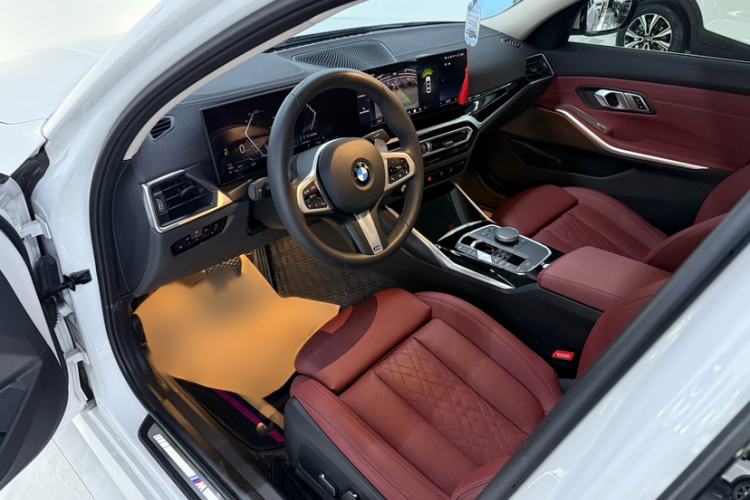 Used BMW 3 Series 2024 320Li M Sport Package Interior 6