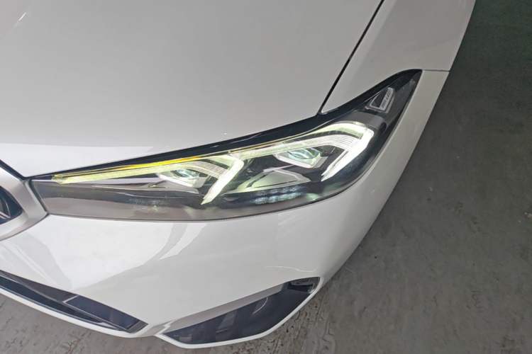 Used BMW 3 Series 2024 320Li M Sport Package Left Front Headlight