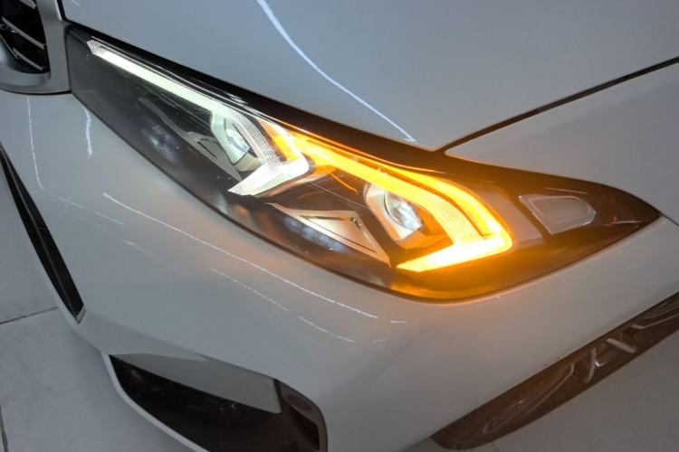 Used BMW 3 Series 2024 325Li M Sport Package Left Front Headlight