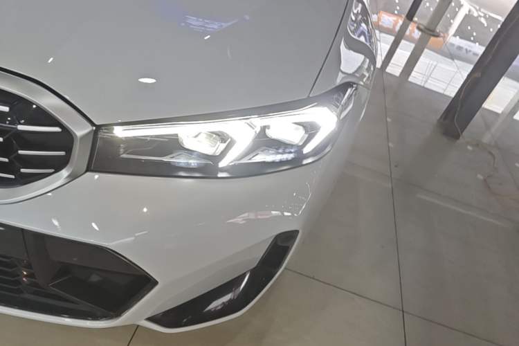 Used BMW 3 Series 2024 325Li M Sport Package Left Front Headlight