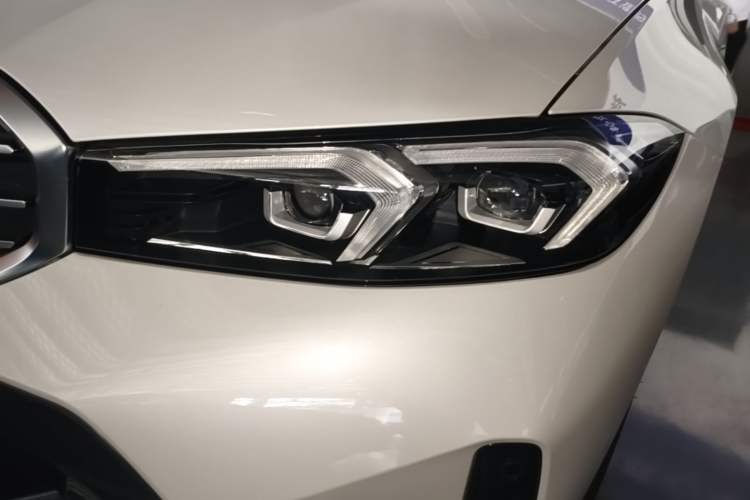 Used BMW 3 Series 2024 325Li M Sport Package Left Front Headlight