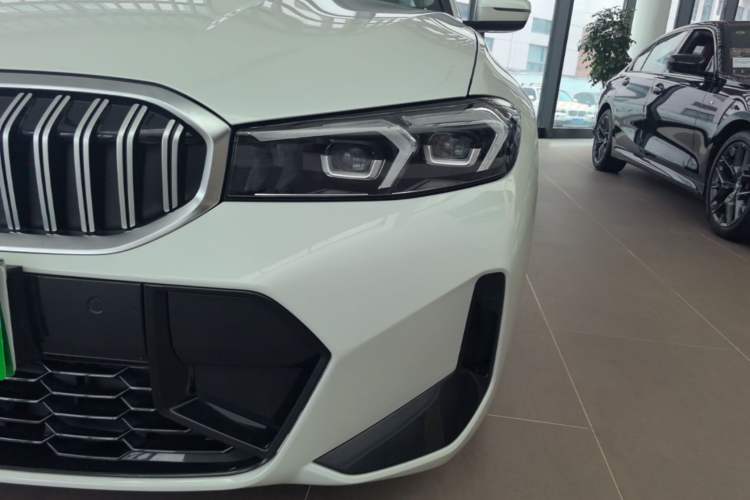 Used BMW 3 Series 2024 320Li M Sport Package Left Front Headlight