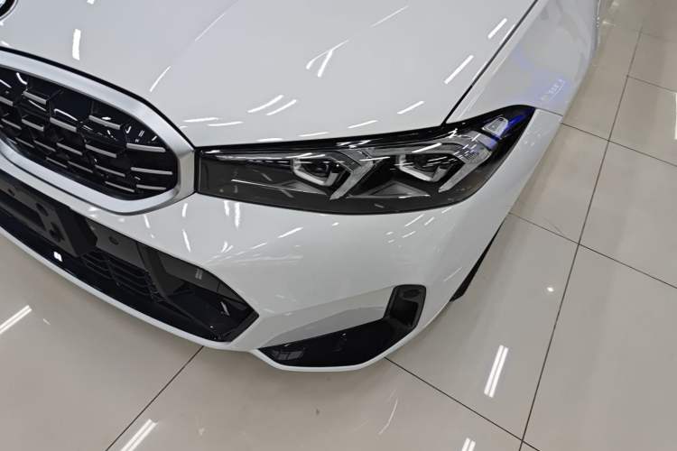 Used BMW 3 Series 2024 325Li M Sport Package Left Front Headlight