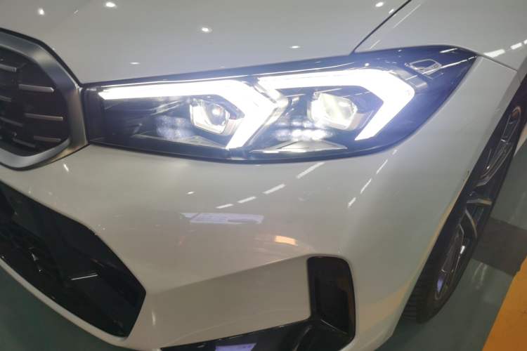 Used BMW 3 Series 2024 325Li M Sport Package Left Front Headlight