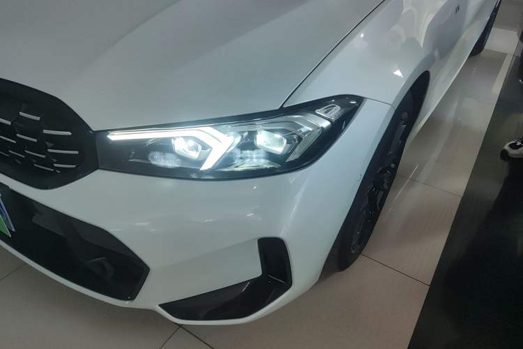 Used BMW 3 Series 2024 325i M Sport Night Edition Package Left Front Headlight