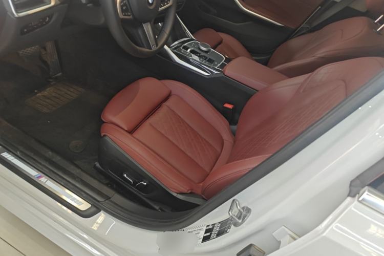 Used BMW 3 Series 2024 325Li M Sport Package Left Front Seat