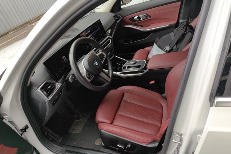 Used BMW 3 Series 2024 320Li M Sport Package Left Front Seat