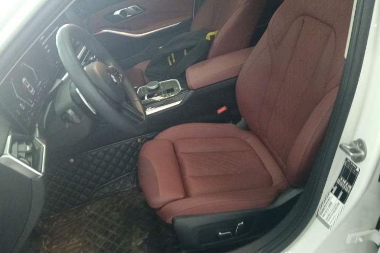 Used BMW 3 Series 2024 325Li M Sport Package Left Front Seat
