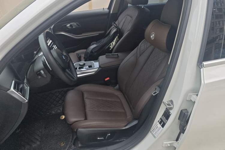 Used BMW 3 Series 2024 325Li M Sport Package Left Front Seat