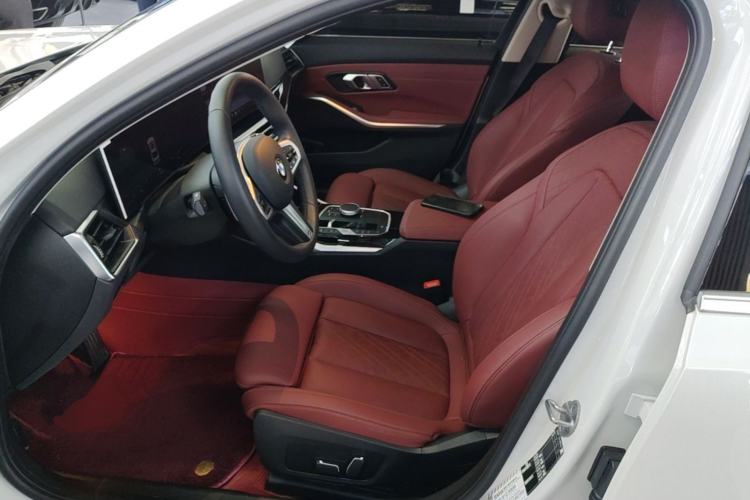 Used BMW 3 Series 2024 320Li M Sport Package Left Front Seat