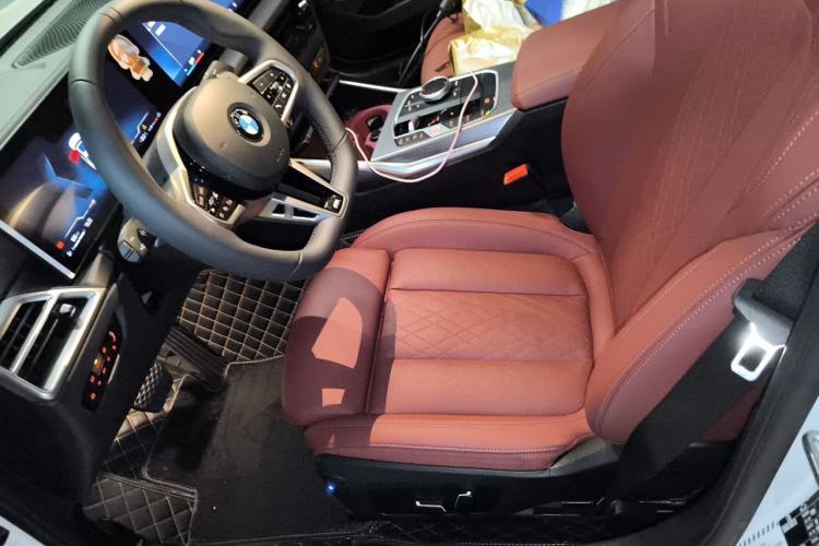 Used BMW 3 Series 2024 330Li M Sport Night Edition Package Left Front Seat