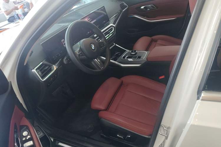 Used BMW 3 Series 2024 325Li M Sport Package Left Front Seat