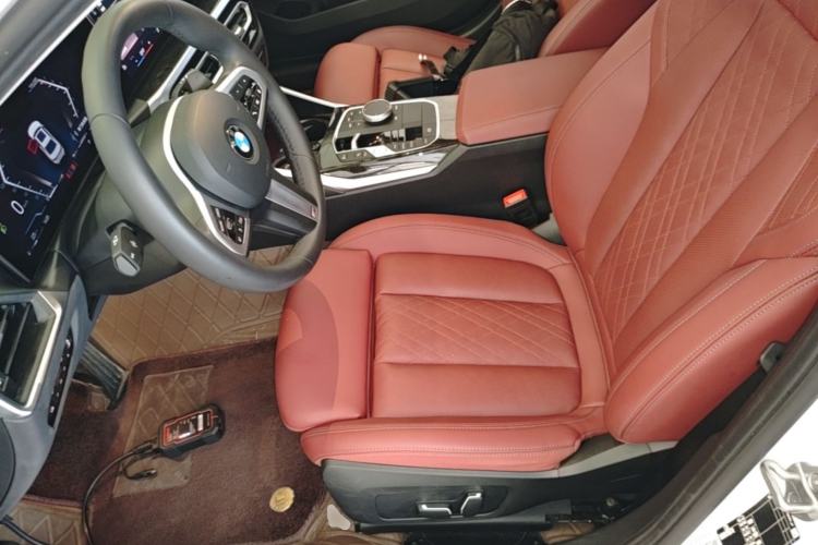 Used BMW 3 Series 2024 325Li M Sport Package Left Front Seat