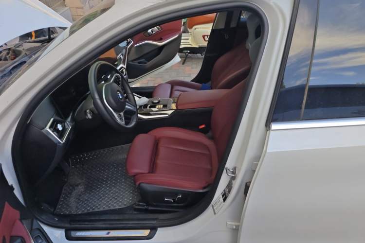 Used BMW 3 Series 2024 325Li M Sport Package Left Front Seat