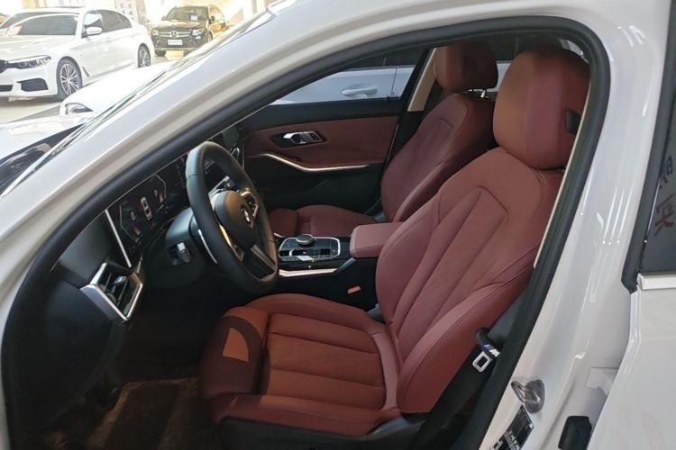 Used BMW 3 Series 2024 325Li M Sport Package Left Front Seat