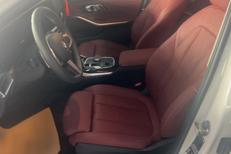 Used BMW 3 Series 2024 320Li M Sport Package Left Front Seat