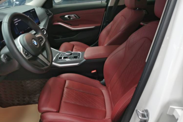Used BMW 3 Series 2024 325i M Sport Package Left Front Seat