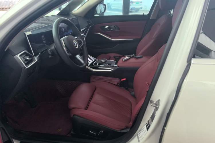 Used BMW 3 Series 2024 320Li M Sport Package Left Front Seat