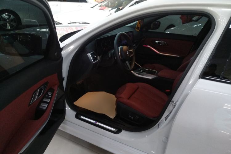 Used BMW 3 Series 2024 325i M Sport Night Edition Package Left Front Seat