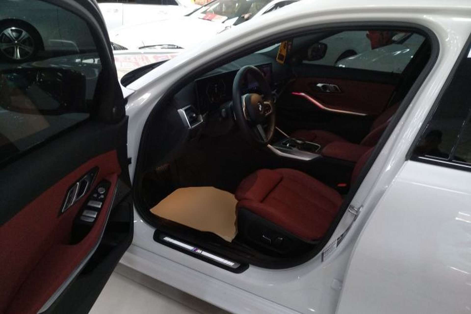 Used BMW 3 Series 2024 325i M Sport Night Edition Package Left Front Seat