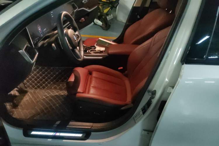 Used BMW 3 Series 2024 325Li M Sport Night Edition Package Left Front Seat
