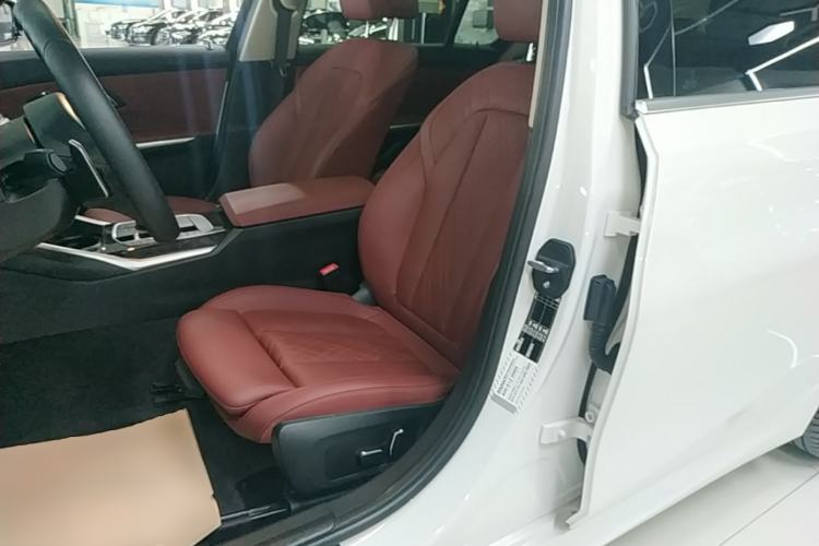Used BMW 3 Series 2024 325Li M Sport Package Left Front Seat