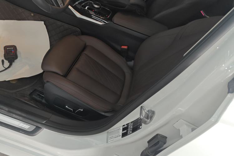Used BMW 3 Series 2024 325Li M Sport Package Left Front Seat