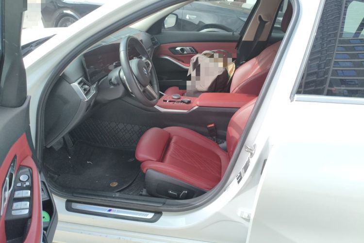 Used BMW 3 Series 2024 325Li M Sport Package Left Front Seat
