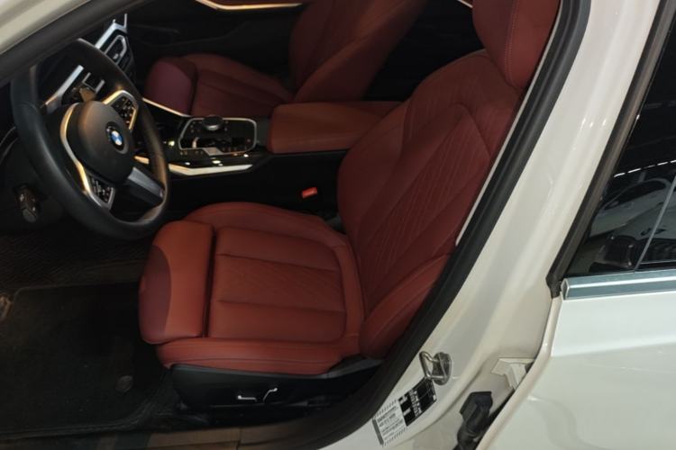 Used BMW 3 Series 2024 325Li M Sport Package Left Front Seat