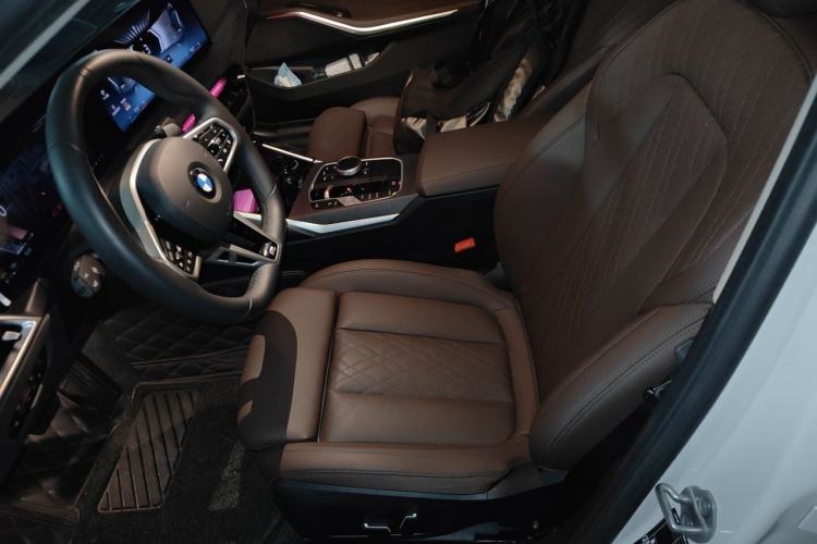 Used BMW 3 Series 2024 325Li M Sport Package Left Front Seat