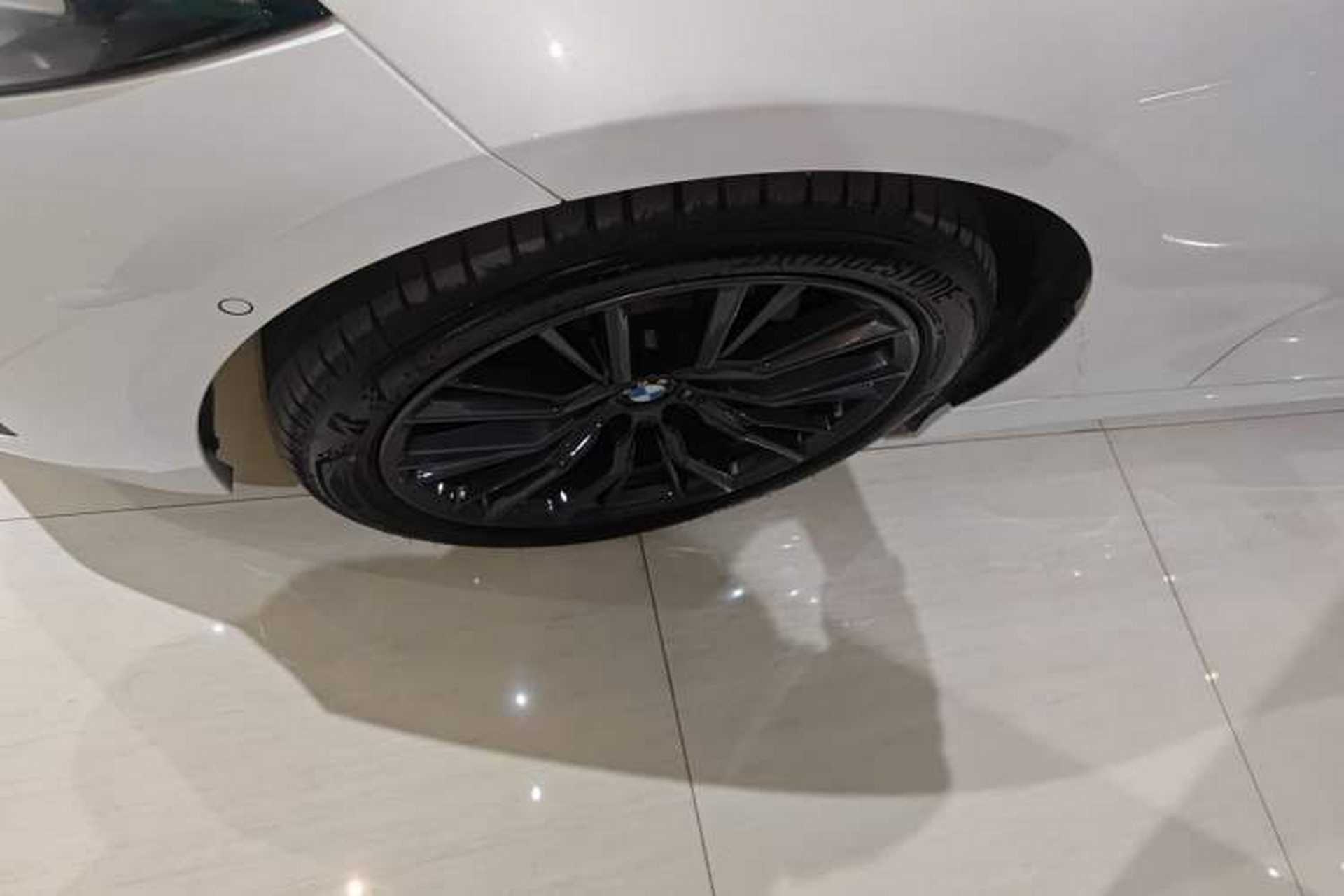 Used BMW 3 Series 2024 325Li M Sport Night Edition Package Left Front Wheel Hub