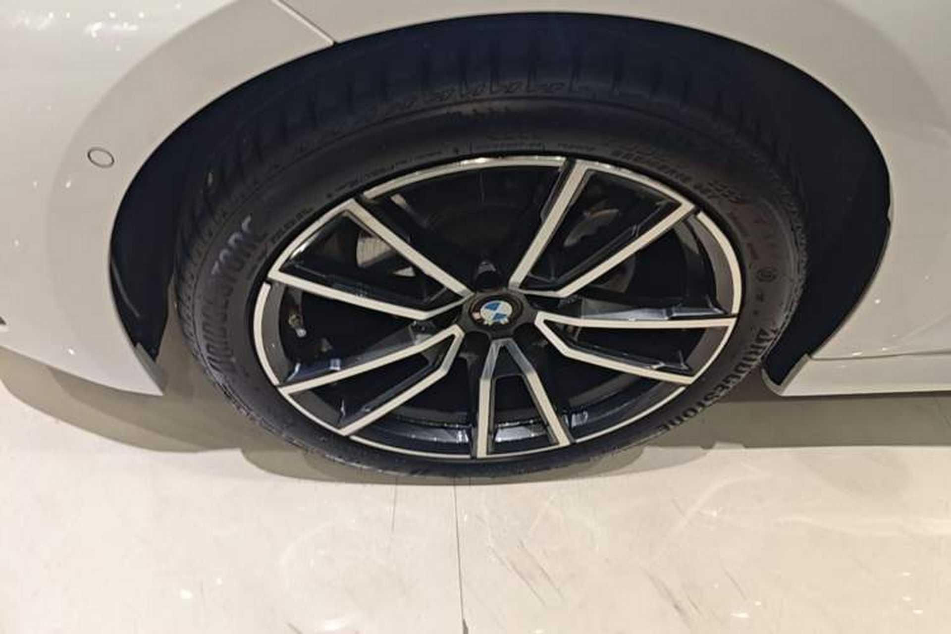 Used BMW 3 Series 2024 325Li M Sport Package Left Front Wheel Hub