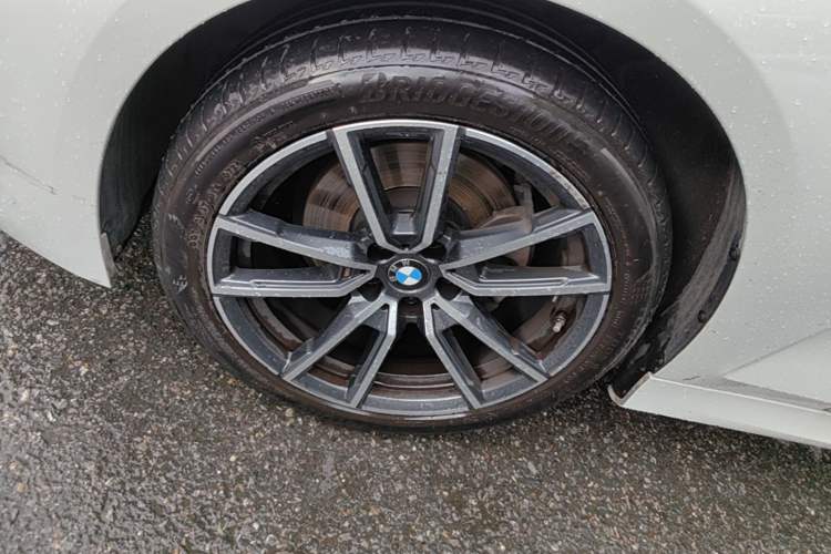 Used BMW 3 Series 2024 320Li M Sport Package Left Front Wheel Hub