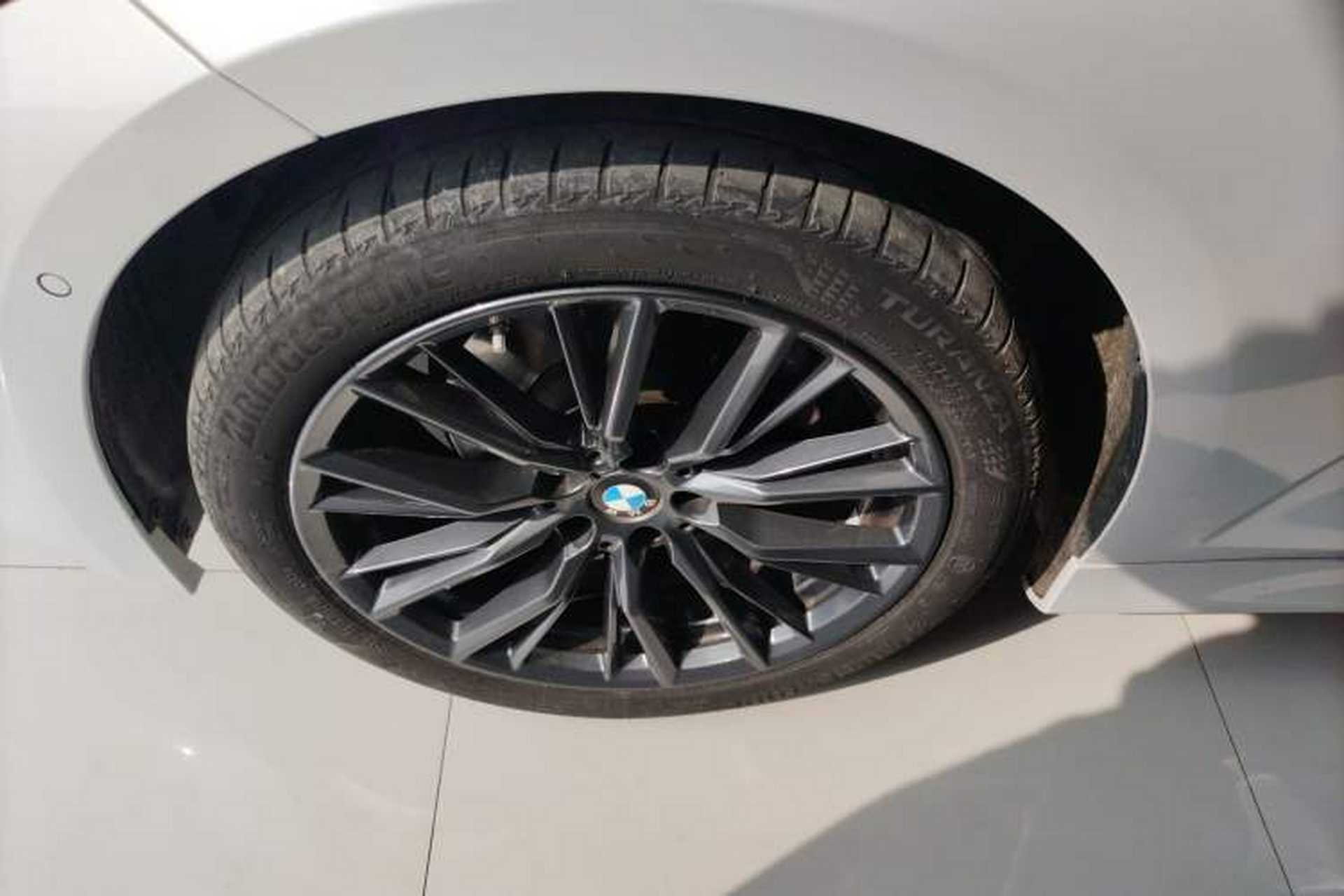 Used BMW 3 Series 2024 325Li M Sport Night Edition Package Left Front Wheel Hub