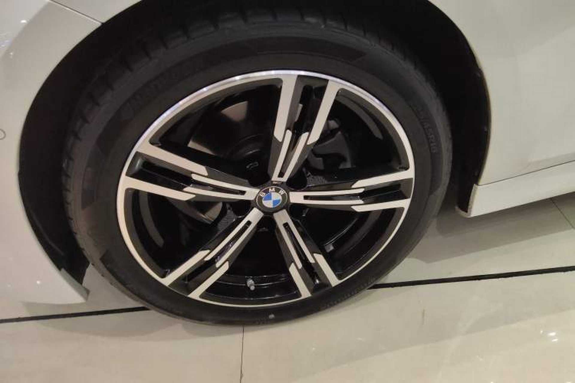Used BMW 3 Series 2024 325i M Sport Package Left Front Wheel Hub