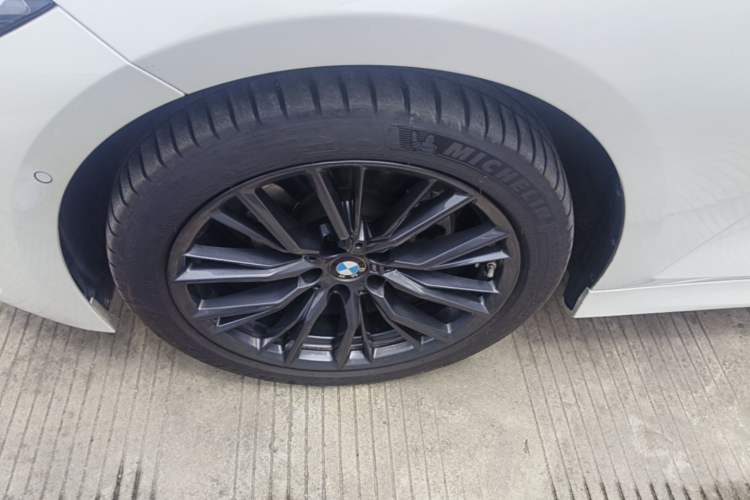 Used BMW 3 Series 2024 325Li M Sport Night Edition Package Left Front Wheel Hub
