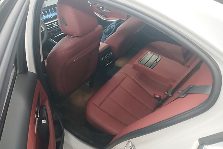 Used BMW 3 Series 2024 325i M Sport Package Left Rear Seat