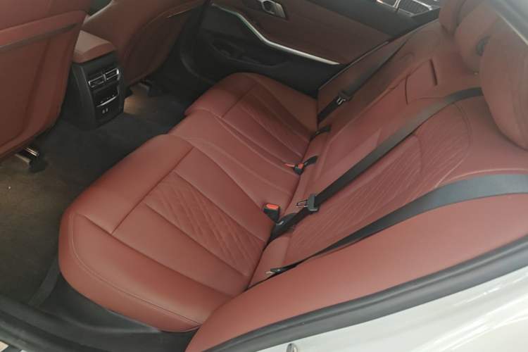 Used BMW 3 Series 2024 325Li M Sport Package Left Rear Seat
