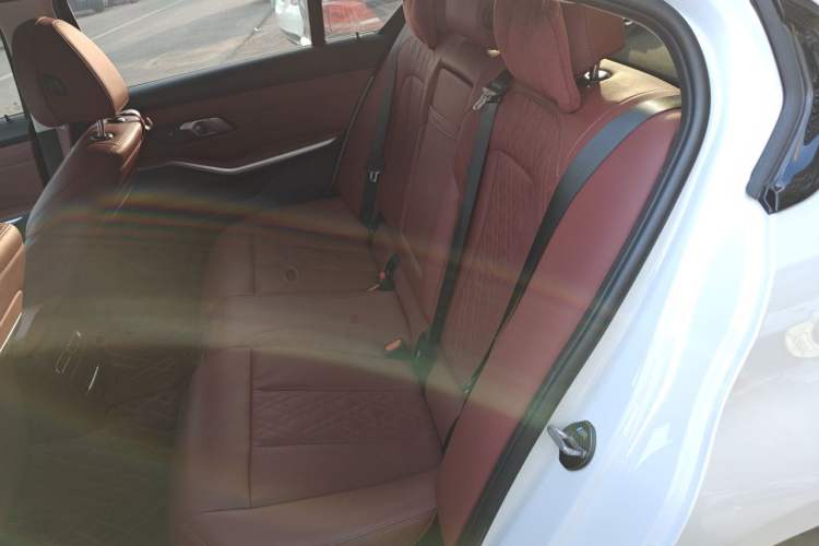 Used BMW 3 Series 2024 325Li M Sport Night Edition Package Left Rear Seat