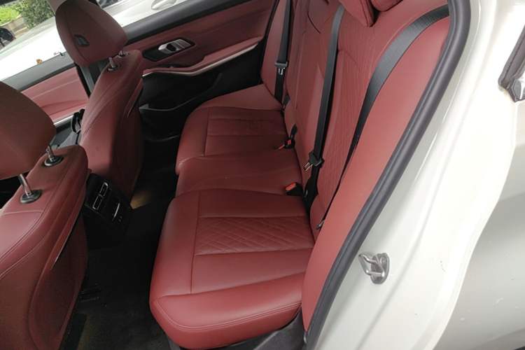 Used BMW 3 Series 2024 320Li M Sport Package Left Rear Seat